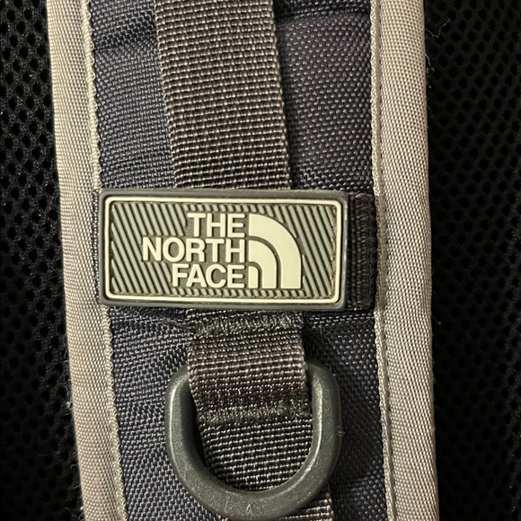 The North Face Borealis Backpack - Burgundy and Beige - Picture 5 of 5